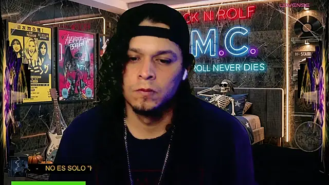 Вебкам-шоу chino_roz