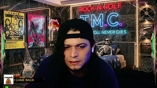 הופעת וובקאם של chino_roz