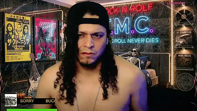 chino_roz Show in webcam