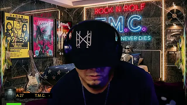 chino_roz Show Webcam