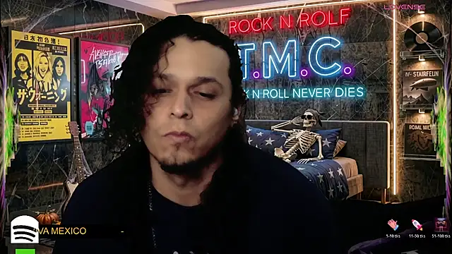 chino_roz 在線直播表演