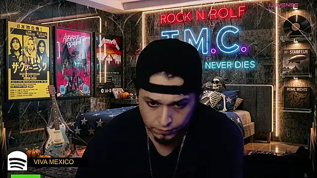 chino_roz Webcam Show