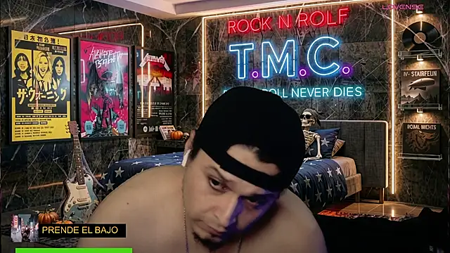 chino_roz webkamerás műsora