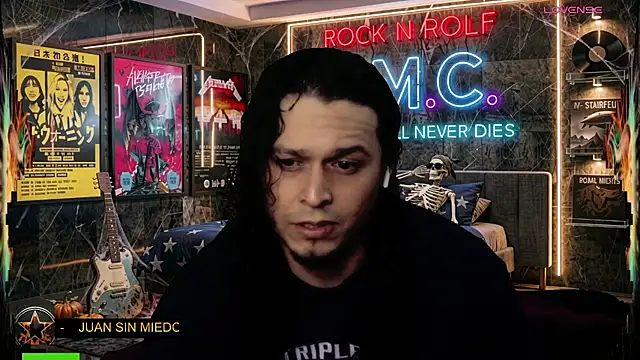 chino_roz – webcam-show