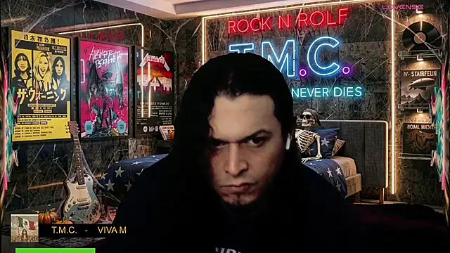 chino_roz Show Webcam