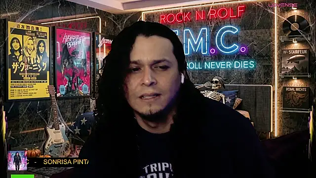 chino_roz Show Webcam