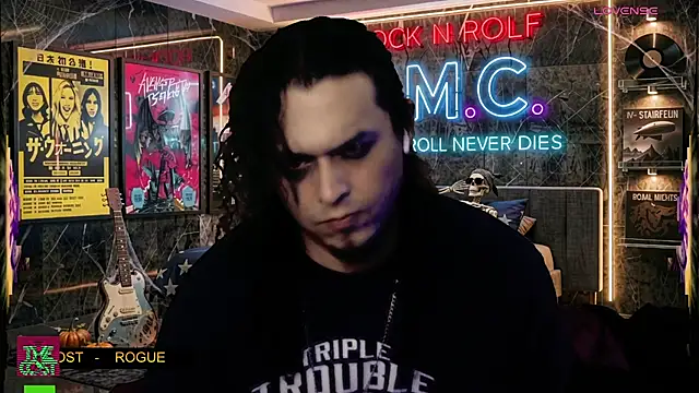 chino_roz Pertunjukan Webcam