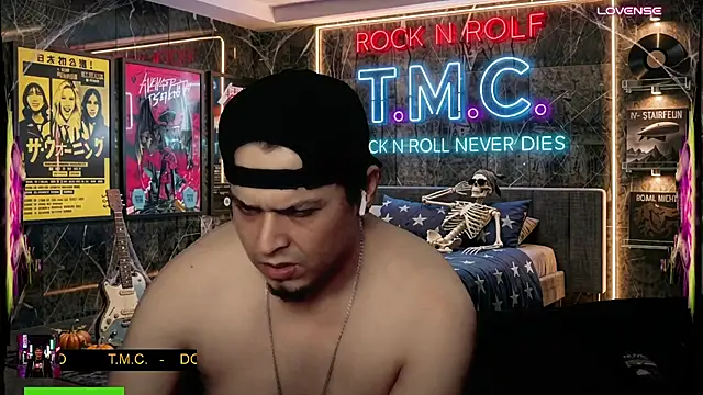 chino_roz Webcam show