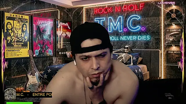 chino_roz Webcam show