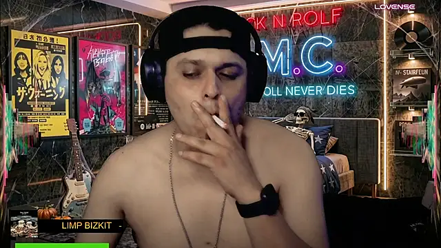 chino_roz Webcamshow