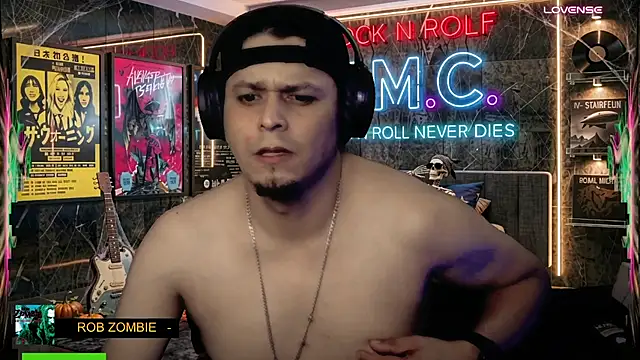 chino_roz's Webcam Show