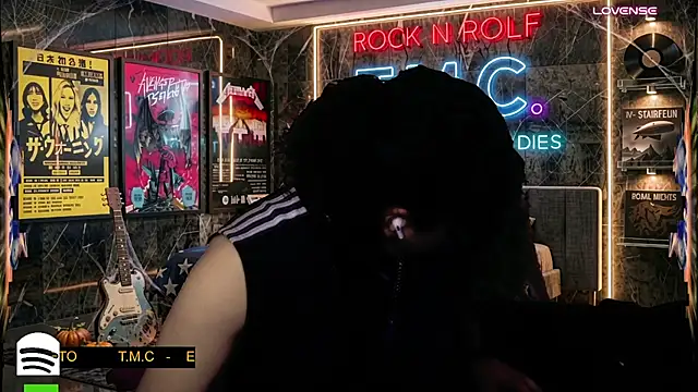 chino_roz webkamerás műsora