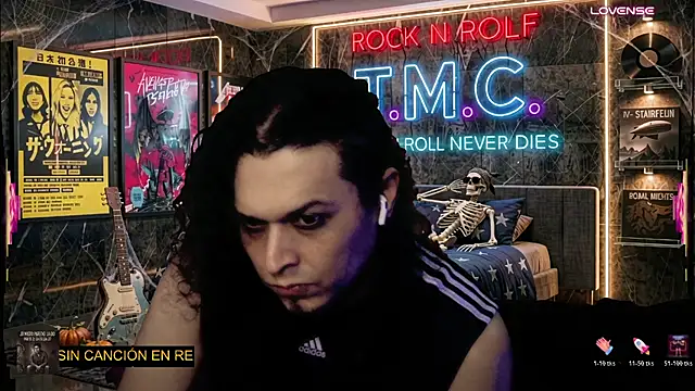 הופעת וובקאם של chino_roz