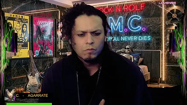 chino_roz 在線直播表演