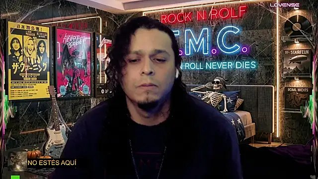 Show modela chino_roz na web-kameri