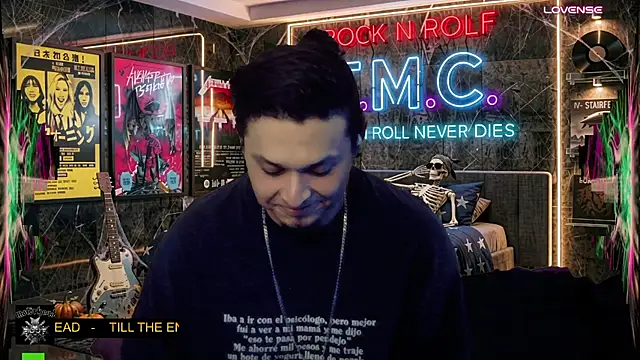 chino_roz's Webcam Show