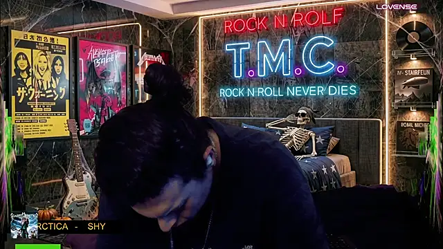 chino_roz Webcam show