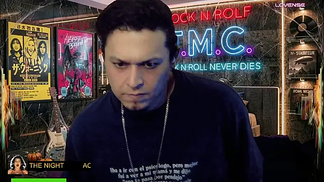 chino_roz Webcam show
