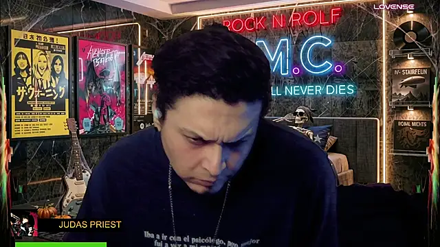 chino_roz Pertunjukan Webcam