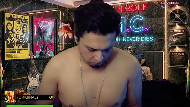 chino_roz Webcamshow