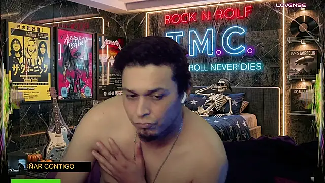 chino_roz Pertunjukan Webcam