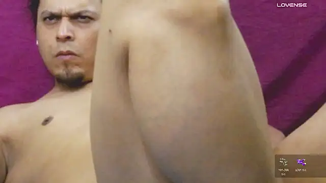 chino_roz's Webcam Show