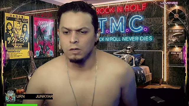 chino_roz Webcam-Show