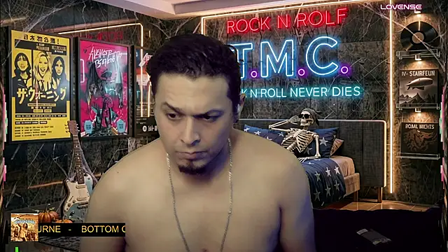 chino_roz Pertunjukan Webcam