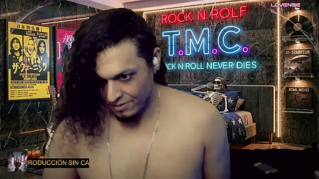 chino_roz Show Webcam