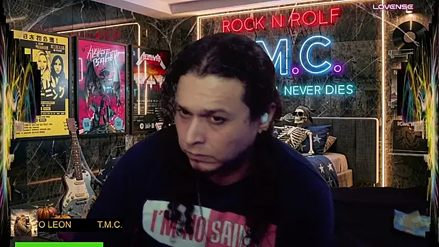 הופעת וובקאם של chino_roz