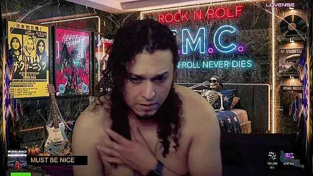 chino_roz Show Webcam