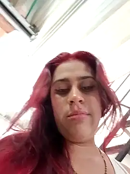 Pertunjukan Kamera Web MariBelle1