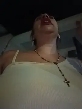 הופעת וובקאם של MariBelle1