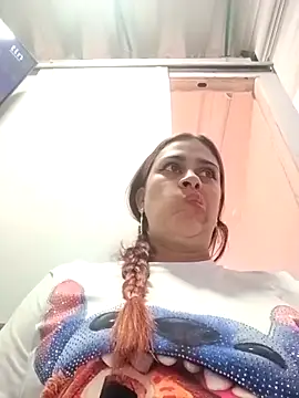 Show de MariBelle1 na webcam