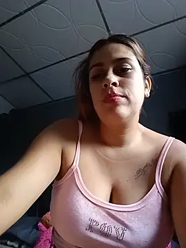 MariBelle1n Webbikameraesitys