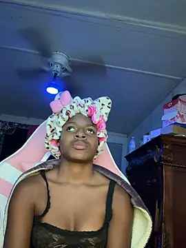 TehanaWhitaker24 live XXX chat