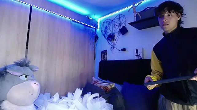 Santiago_kiler webkamerás műsora