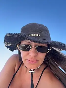 Natalie_bigass Шоу с уебкамера