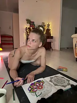 LeyaJohnson Adlı Modelin Canlı XXX Sohbeti