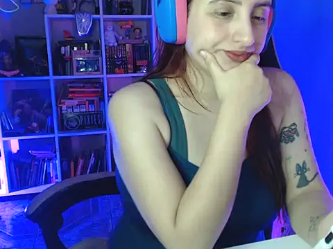 Tu_Lesbi Show in webcam