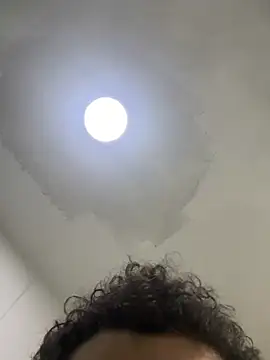 nvvv222 Show in webcam