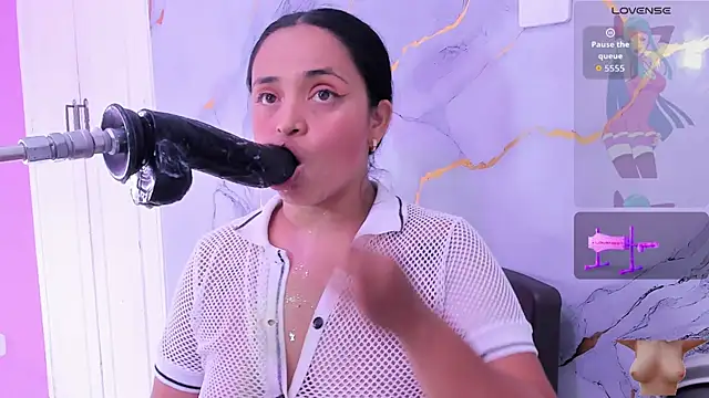 XXX chat uživo modela susan__bigass