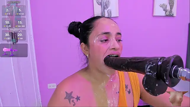 susan__bigass' Webcam Show