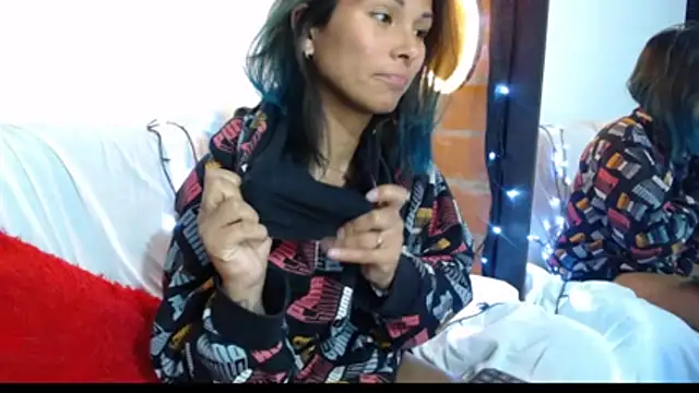 Sofynix's Live XXX Chat
