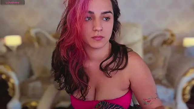 Daphne_Moss Adlı Modelin Canlı XXX Sohbeti