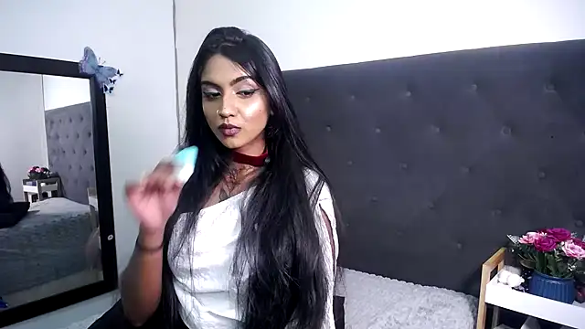 Delilah_Blazee Live XXX-Chat