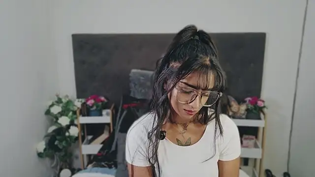 Delilah_Blazee ওয়েবক্যাম শো