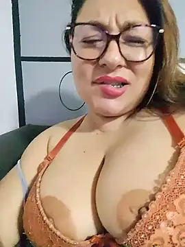 دردشة sakotodika الجنسية المباشرة