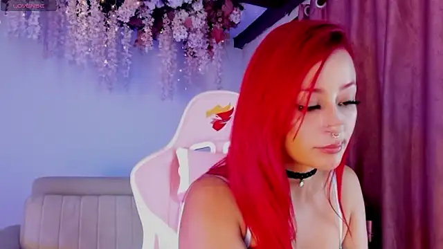 Živý XXX chat Mia-Bloom