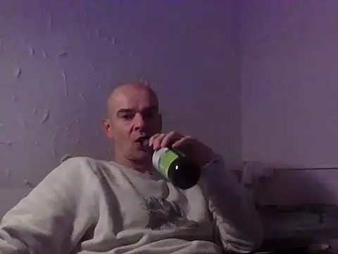Pokazy przed kamerką – BadRec40